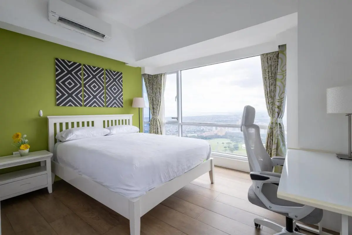 Image 1 of NEW 2BR of 86sqm with Parking & Netflix in BGC
