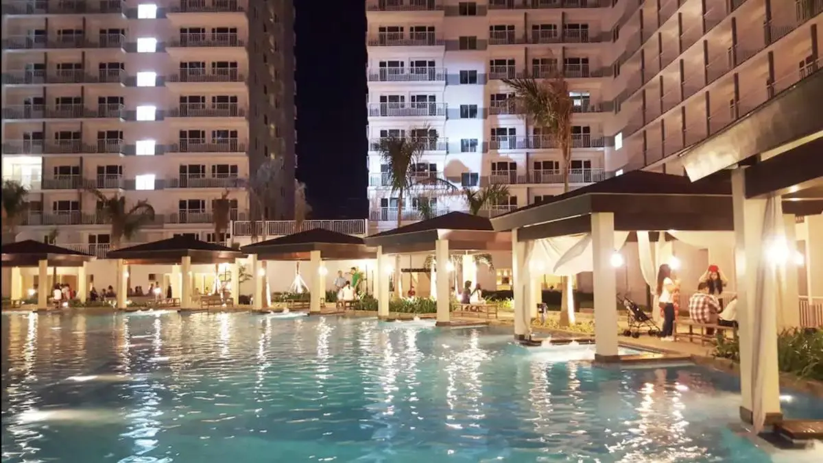 Image 5 of Near MOA Manila Bay Airport via NAIAX Balcony-Pool OR City View Netflix WiFi SHELL Residences