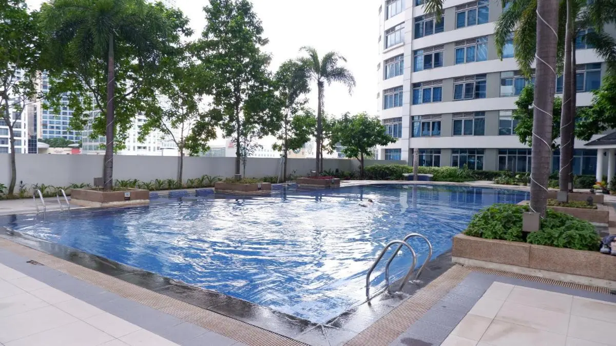 Image 2 of New Cozy Condo in Eastwood