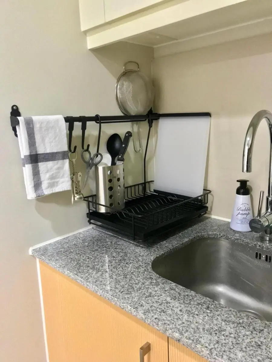 Image 4 of New & Modern Cozy 1BR w/ Balcony@BGC, WiFi 300MBPS