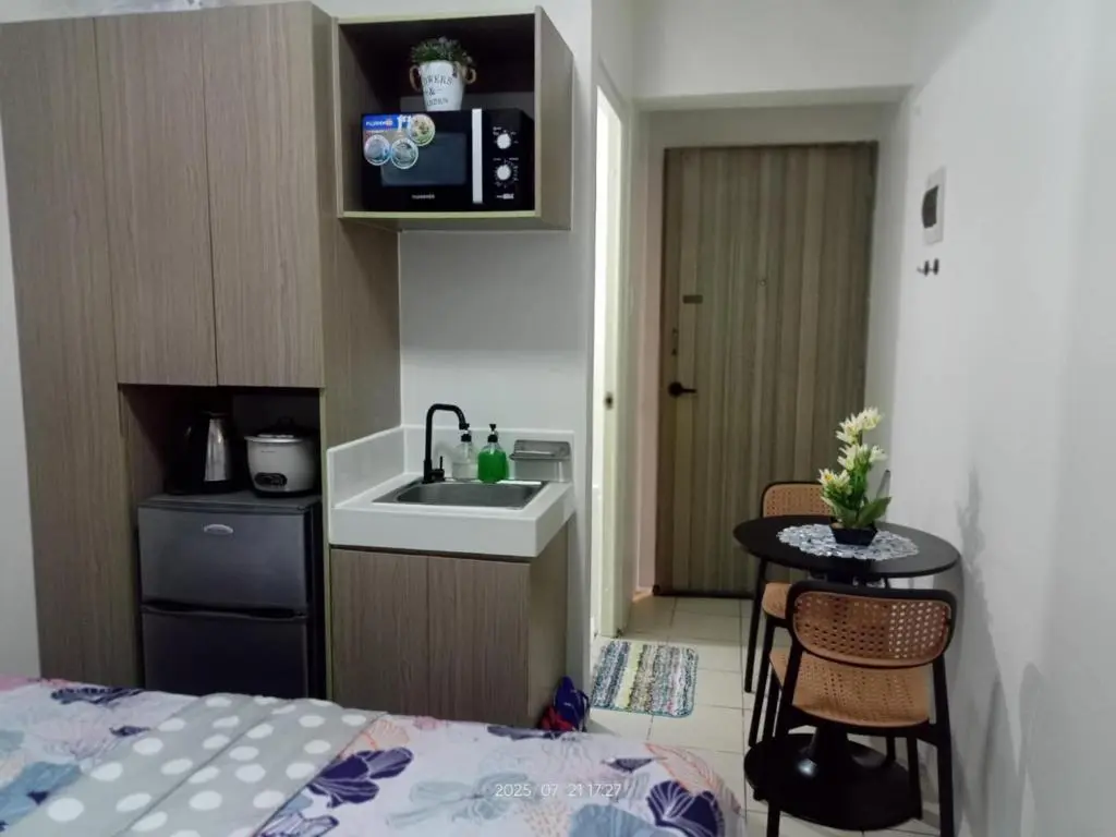 Image of Nics Condotel – Mandaluyong Along Edsa