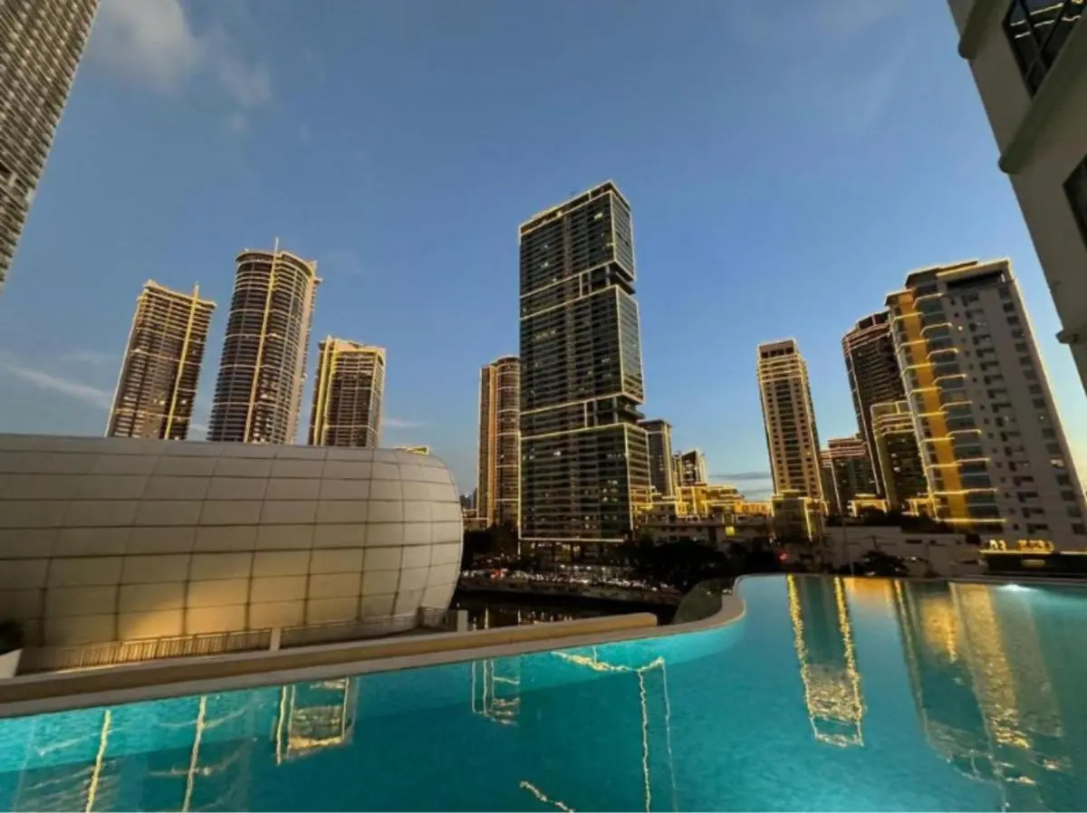 Image 1 of Novotel Residence Hotel Manila by Jolly Luxe Suites at Acqua