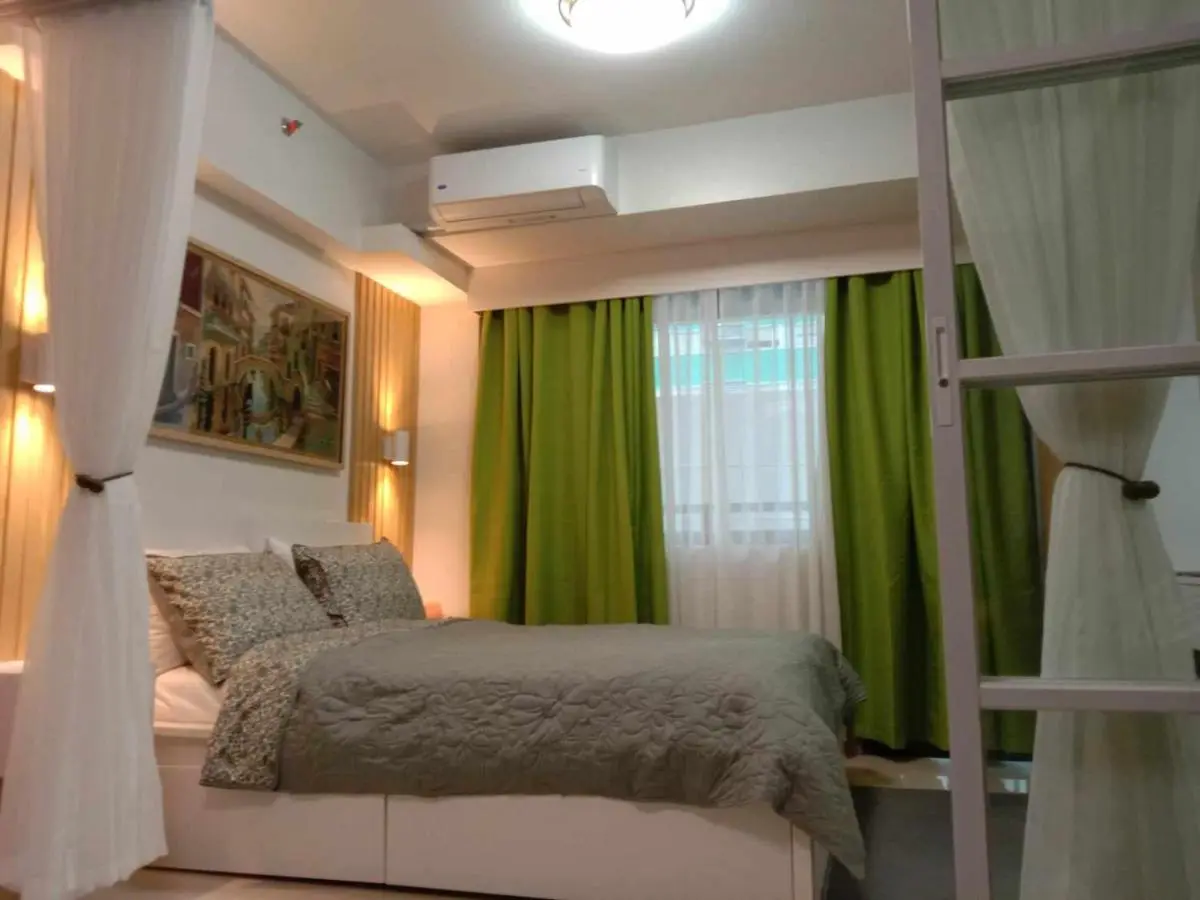 Image 1 of OASIS CHIC By THE BAY PASAY CITY Near Mall of Asia