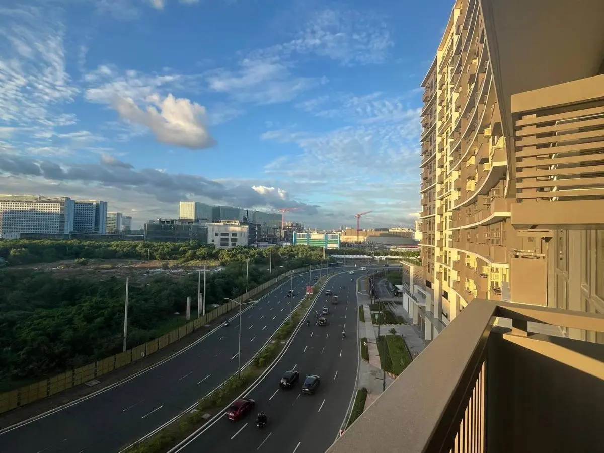 Image 5 of Okada complex 1BR with Balcony View, Sofa, Queen Bed and WIFI 8J