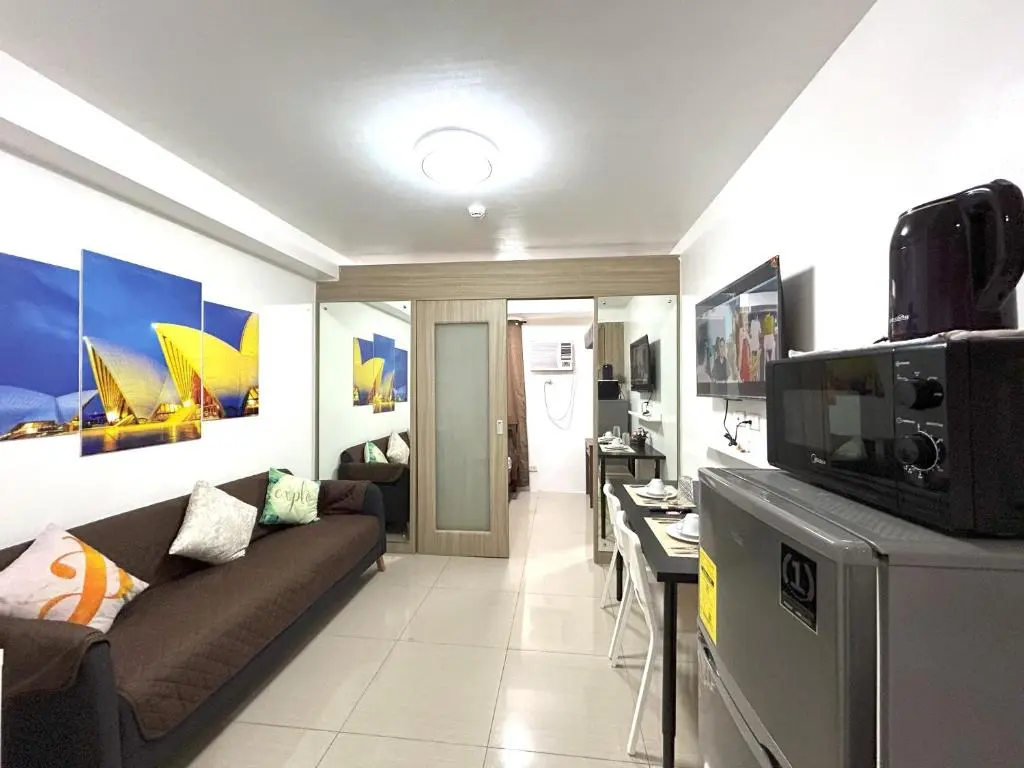 Image of Pasay MOA Manila Bay Shore Residences Dynastel Staycation 1828