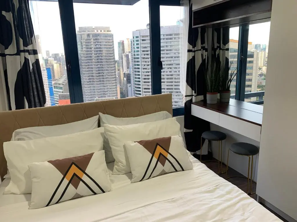 Image of Perfect for Couples – Makati City Comfort and Style