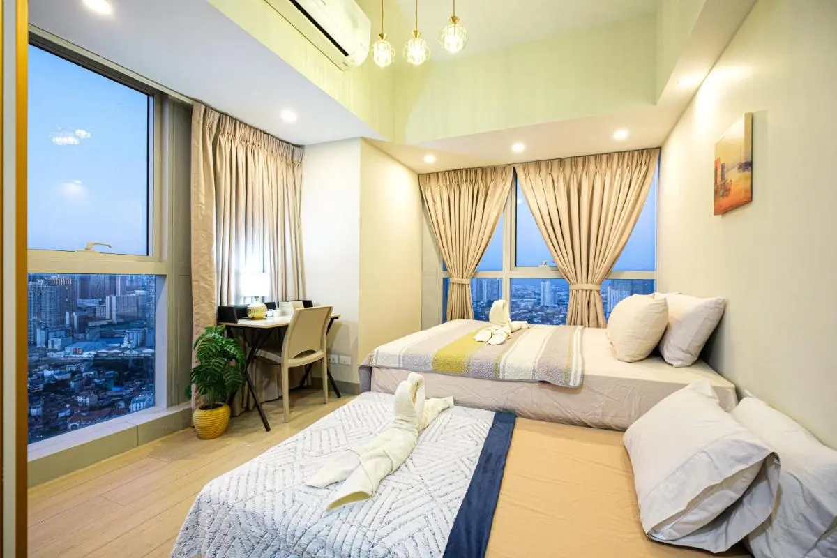 Image 1 of Premium 3BR Suite UptownBGC w/ Bathtub & Balcony