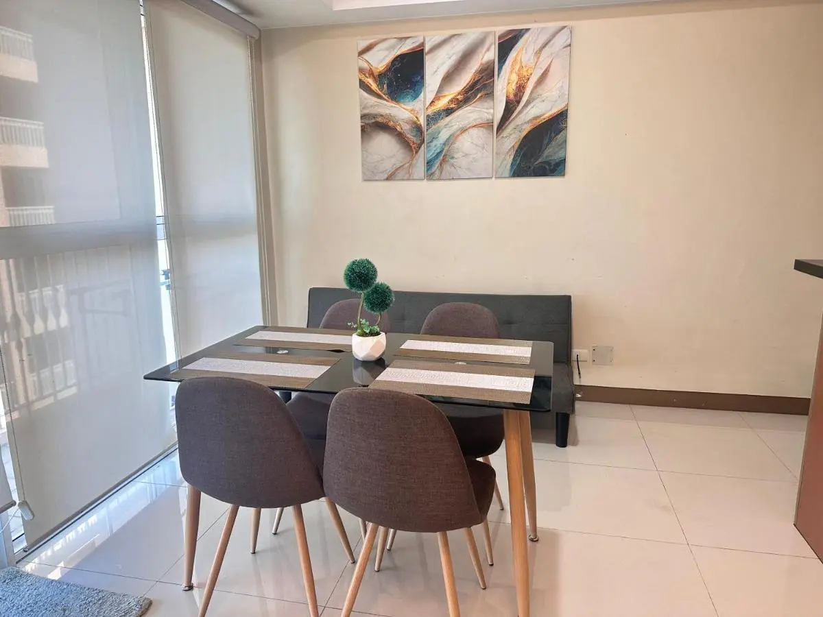 Image 4 of Premium Executive Suite at Venice Luxury Residences