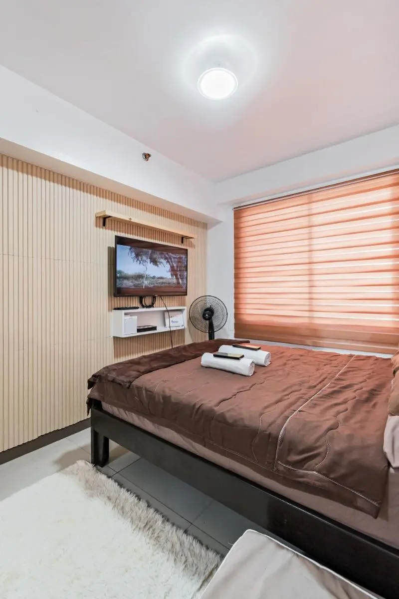 Image 3 of Prime Studio Unit at Robinson Magnolia 5 mins Walk to Mall-Netflix-KTV-WiFi