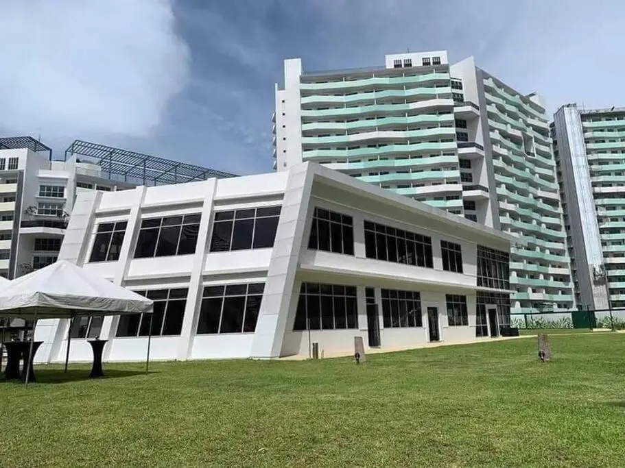 Image 6 of Private condo w/ balcony near Batasan, Ateneo, UP, Diliman, The Residences at Commonwealth