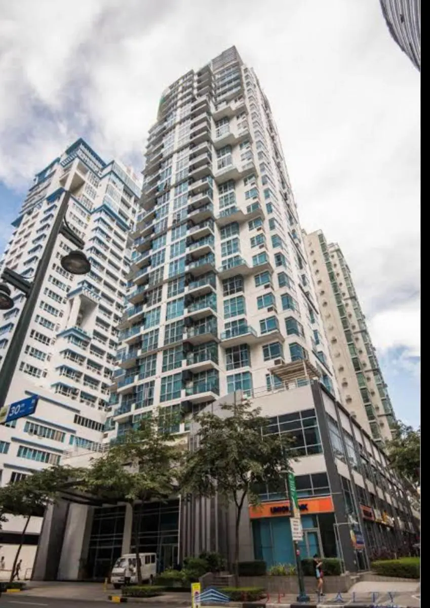 Image 6 of QUITE Euro Luxe 3BR 7 mins walk to high street
