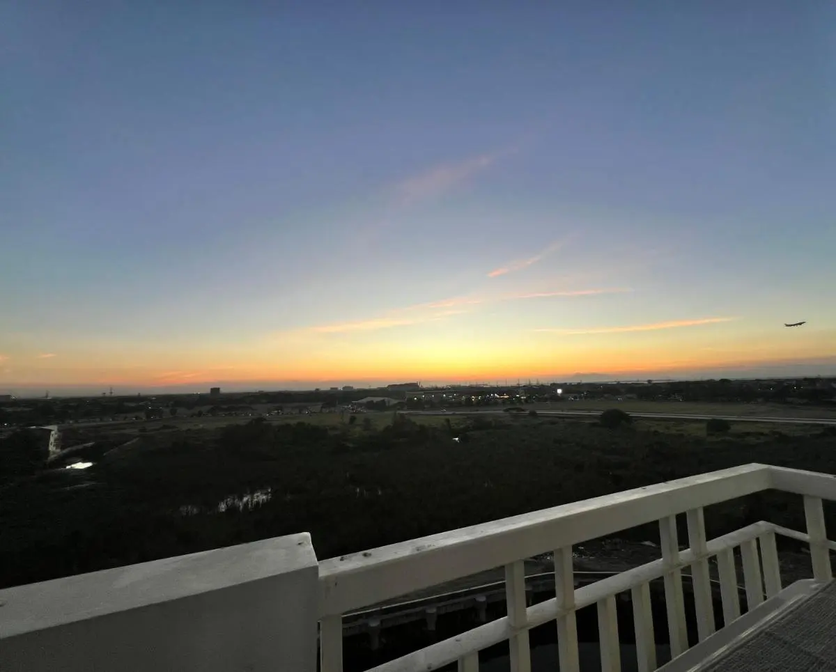 Image 6 of Re Lux Staycation, NEAR NAIA