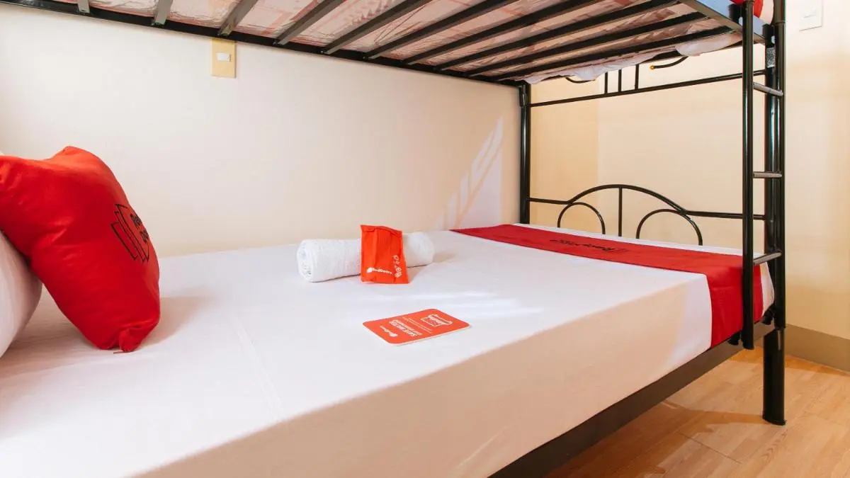 Image 1 of RedDoorz Plus at Alpina Heights Paranaque