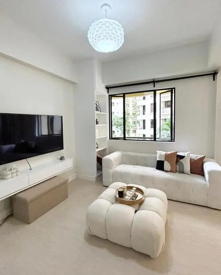 Image 5 of Relax in style: Modern Airbnb and Netflix