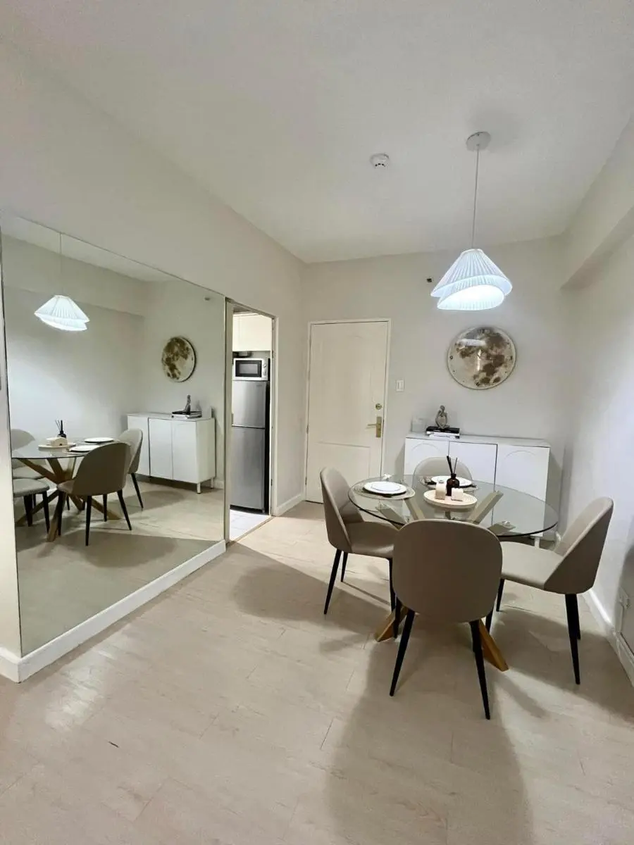 Image 4 of Relax in style: Modern Airbnb and Netflix