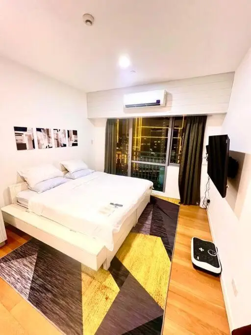Image 3 of Rockwell View Acqua Iguazu- Mandaluyong-Makati 1BR
