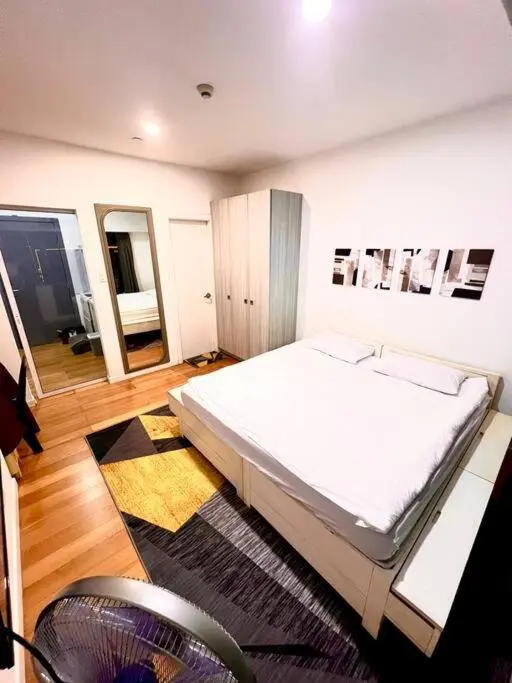Image 6 of Rockwell View Acqua Iguazu- Mandaluyong-Makati 1BR