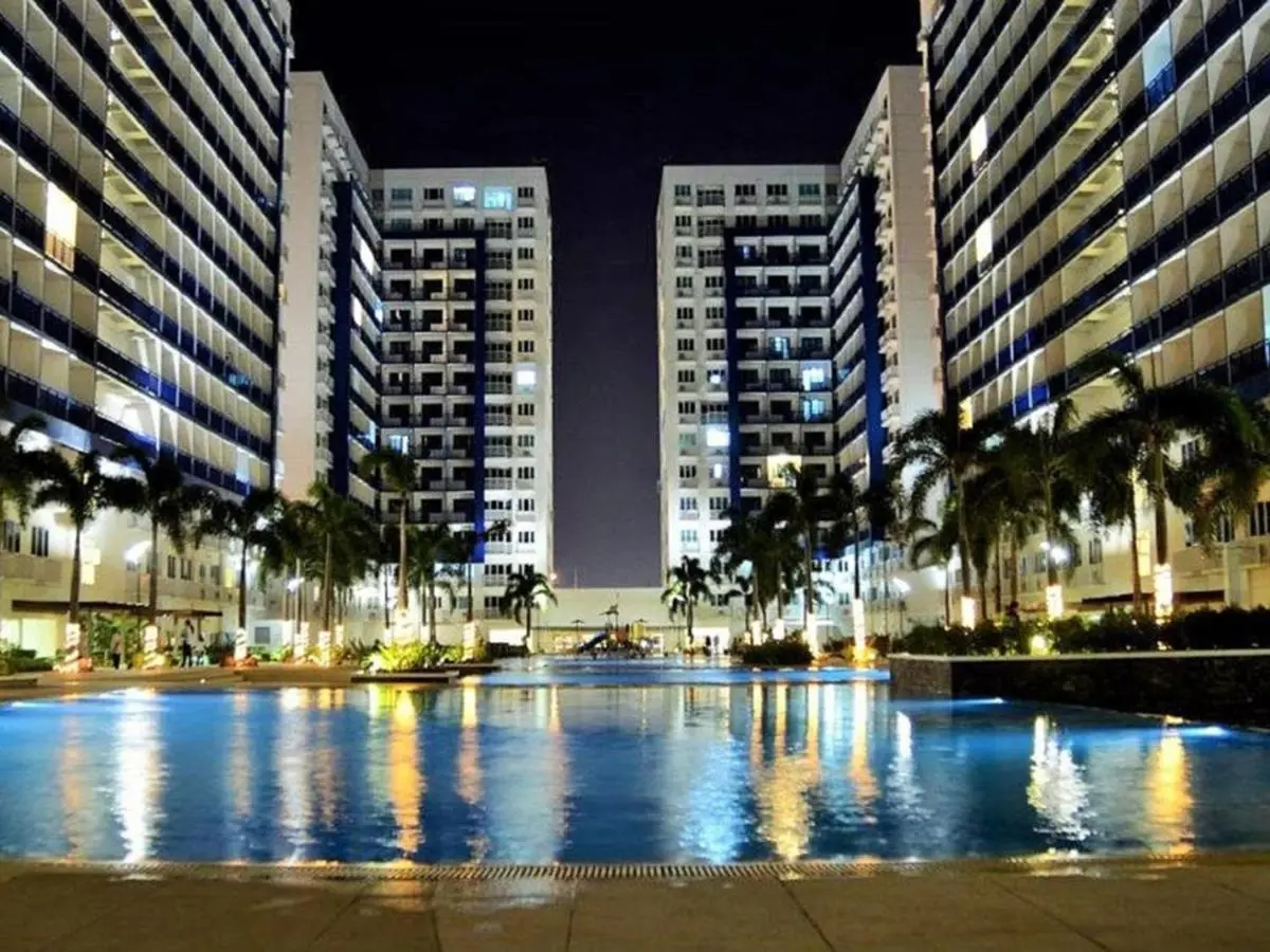 Image 6 of SEA 2-BR Unit with Free Parking near Mall of Asia