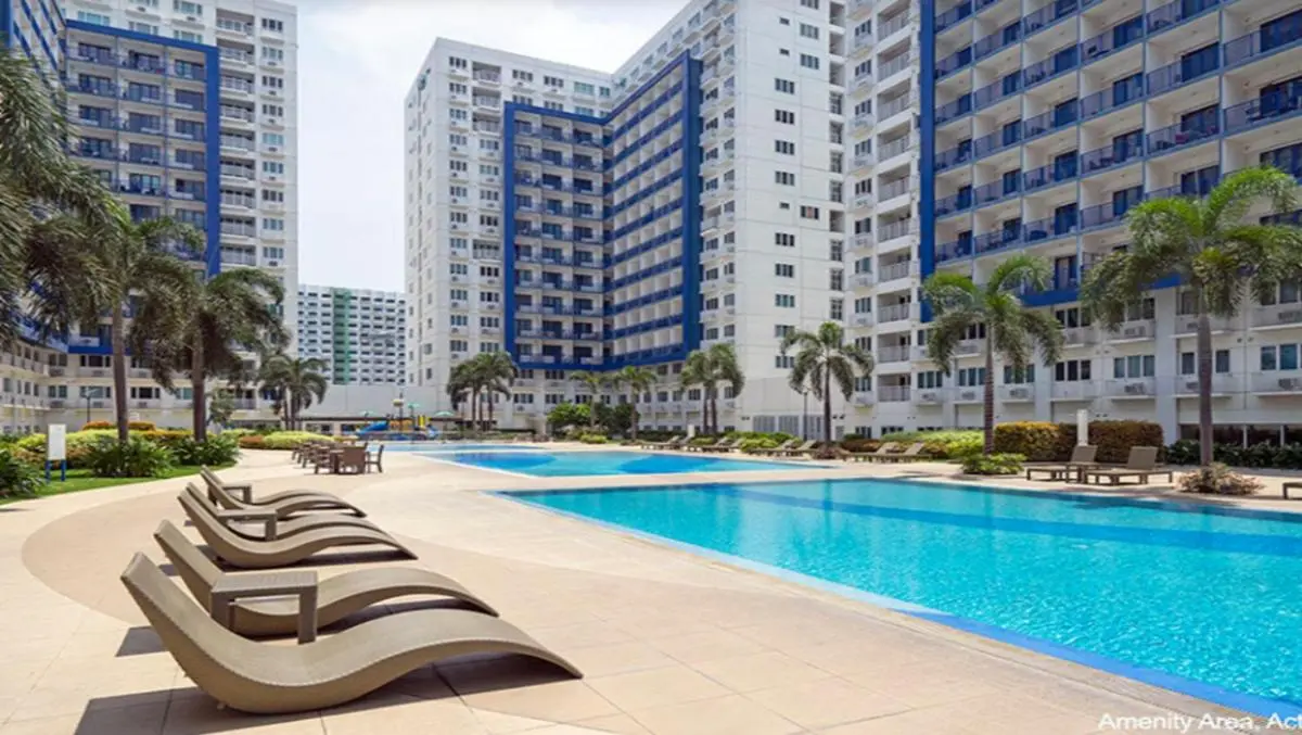 Image 2 of SEA 2-BR Unit with Free Parking near Mall of Asia