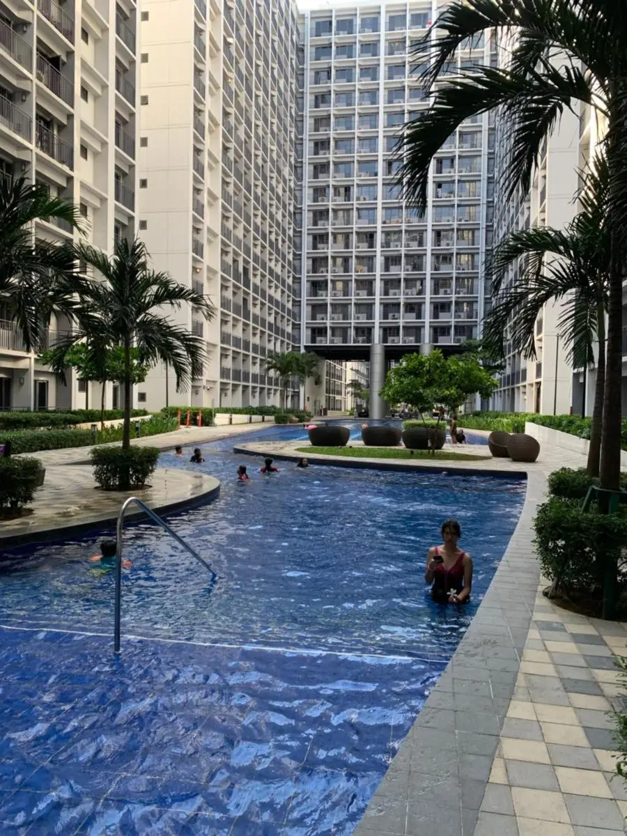Image 2 of SHORE 2 MOA Staycation T2 U1712
