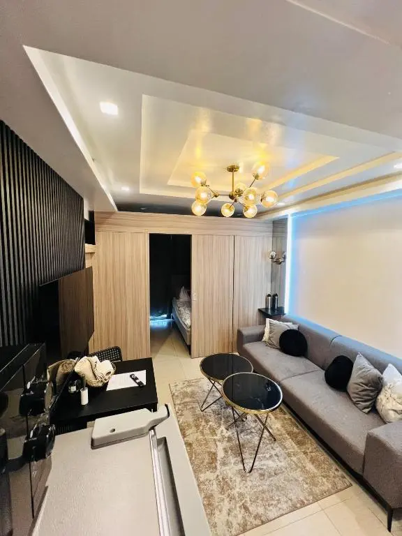 Image of SHORE MOA- EXXY SUITES Pasay