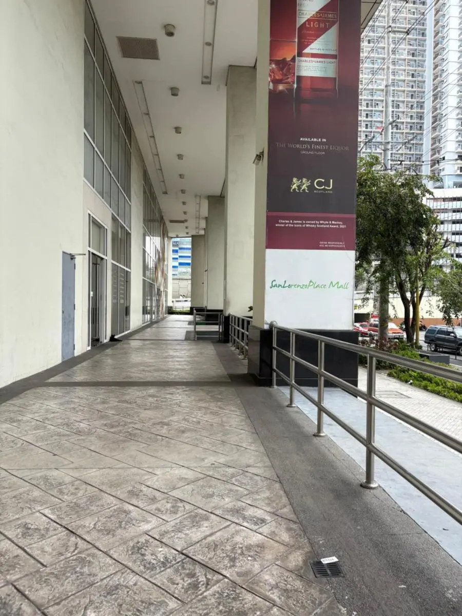 Image 6 of San Lorenzo Place Mall & Residences Tower 3 by Magallanes MRT station Makati