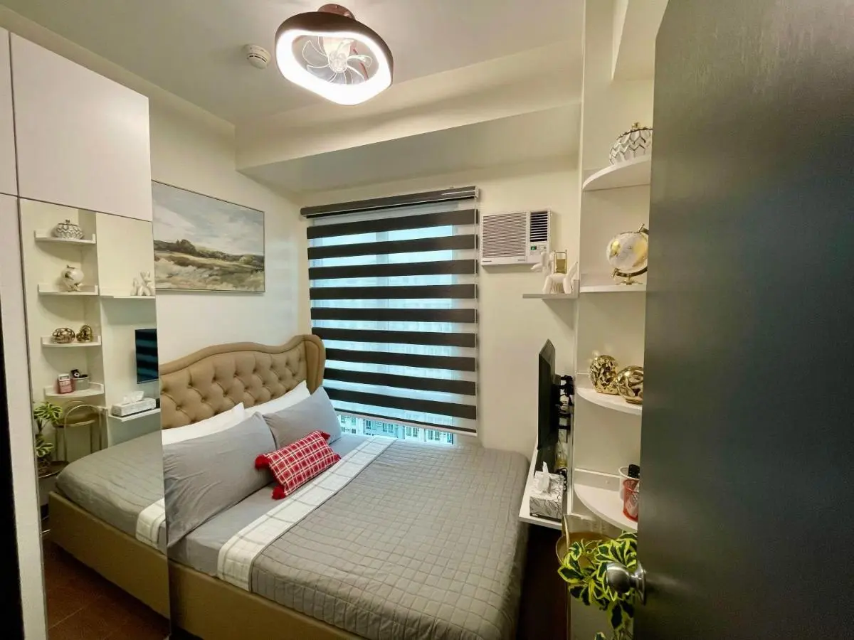 Image 1 of San Lorenzo Place Mall & Residences Tower 3 by Magallanes MRT station Makati