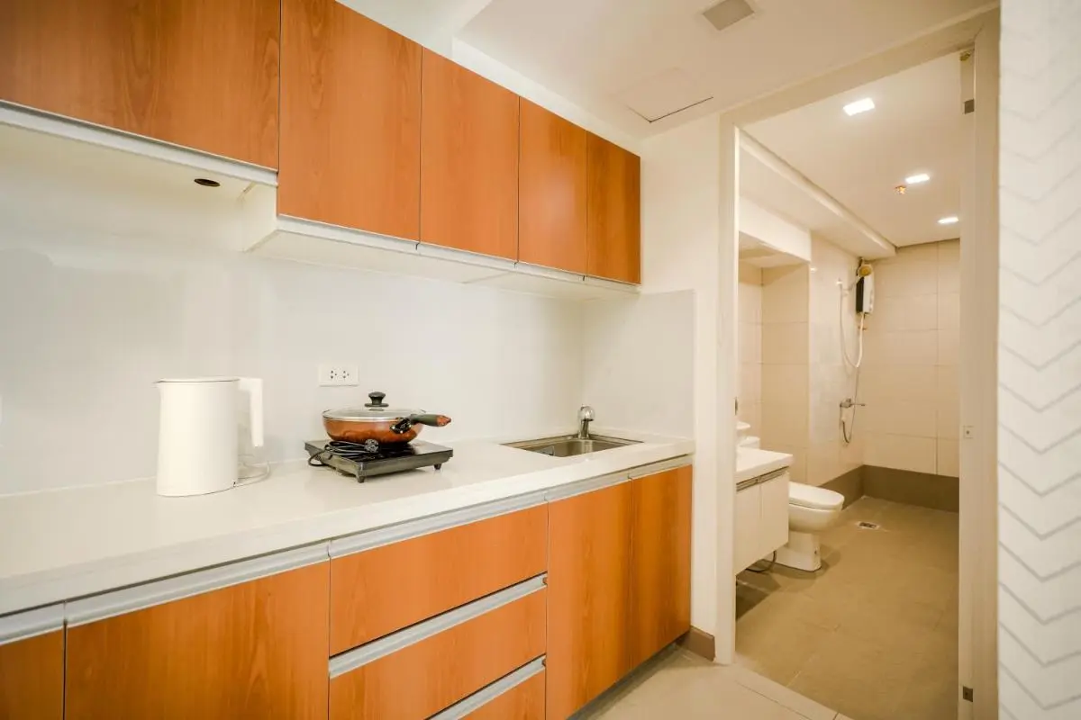 Image 2 of Sapphire Seaview Park Suites near Okada, Solaire, MOA, NAIA Airport, Bayview