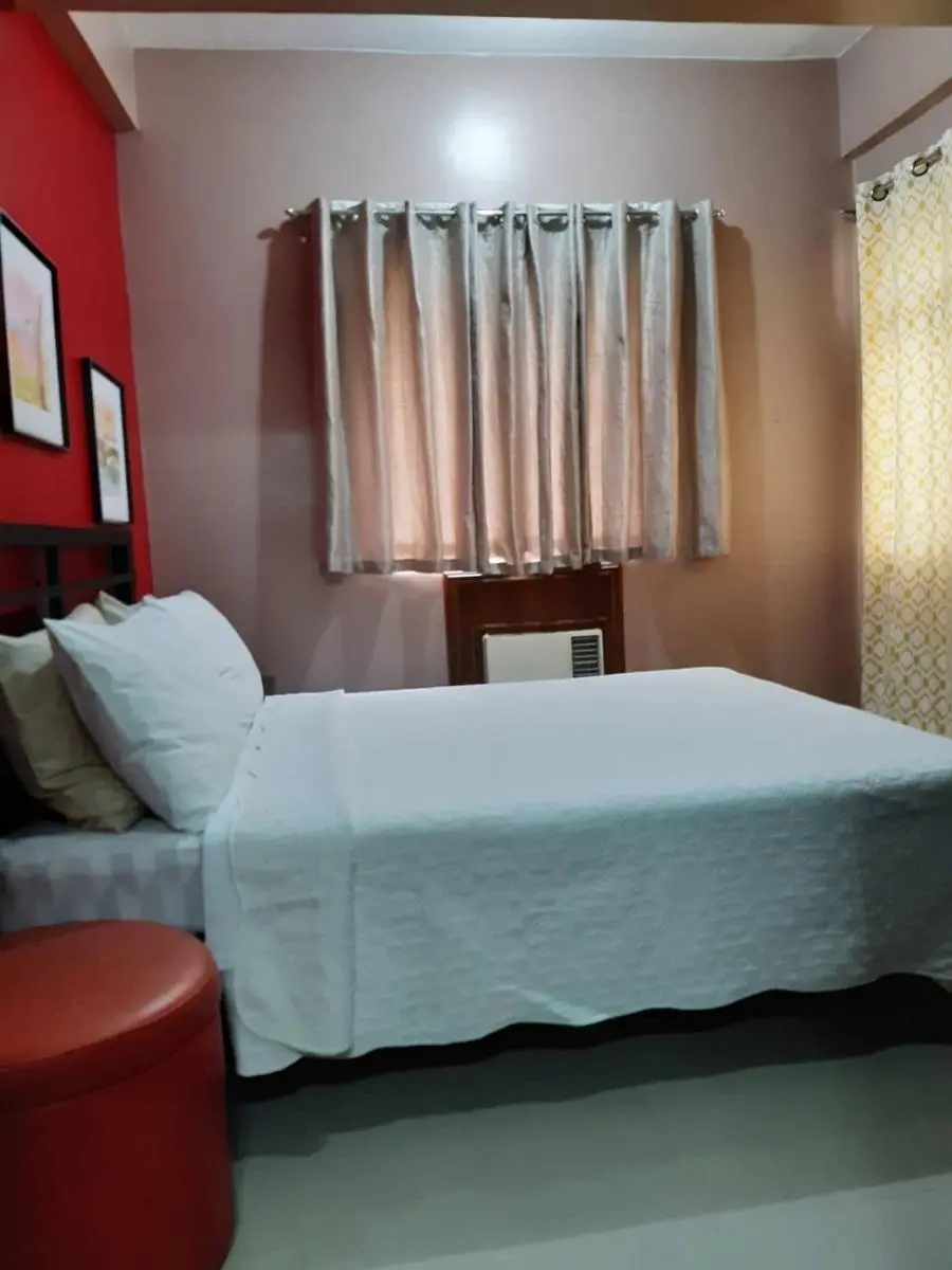 Image 6 of Sarasota Residential Resort cluster 4 Unit 6B and 6C by Manny Newport Blvd, across NAIA T3 & near Resorts World Manila, Pasay City