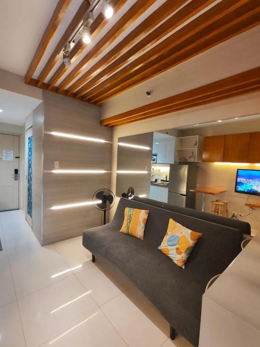 Image 5 of Sea Residences 5mins walk to SM MoA, Arena, SMX, 55″ GoogleTV