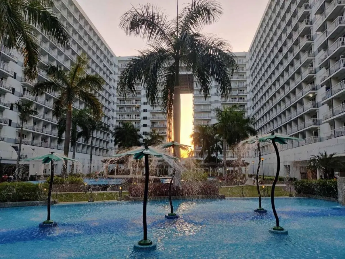 Image 2 of Shell Residences Condo Suite Staycation near MOA and Airport