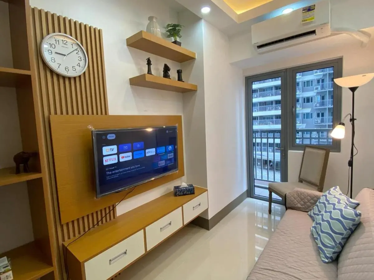 Image 2 of Sleek 1 BR APT at FAME Residences with Balcony