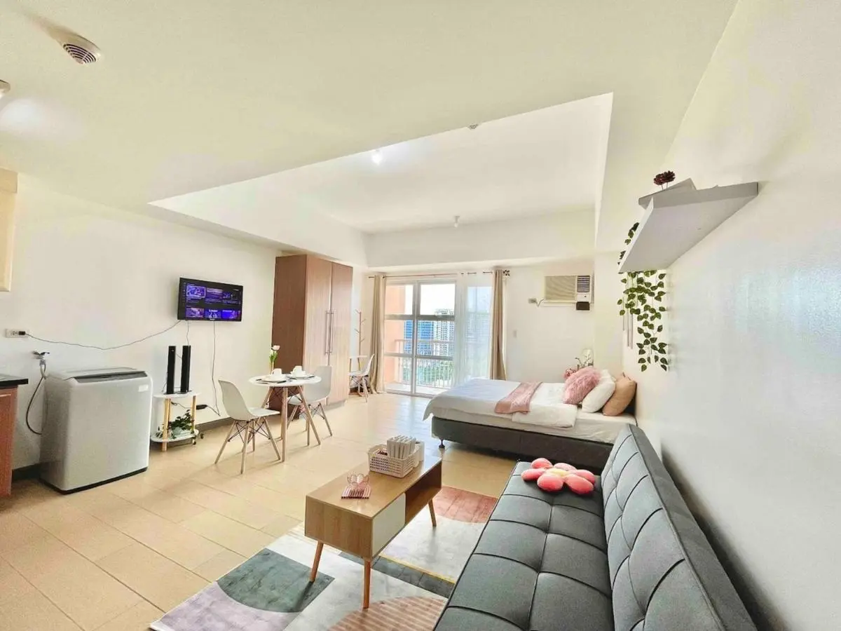 Image 5 of Spacious Bgc Retreat Near Venice #vlra24e