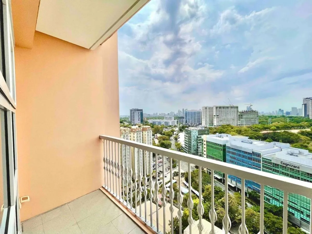 Image 6 of Spacious Bgc Retreat Near Venice #vlra24e