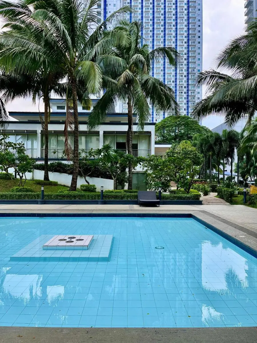 Image 3 of Spacious and Aesthetic 2 Bedroom with City-View Balcony at Grass Residences QC