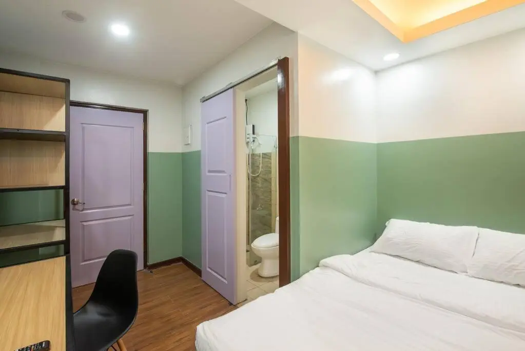 Image 1 of St. Marvin Studio Makati M208