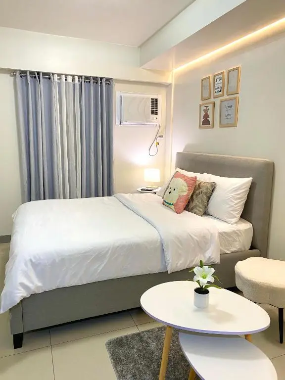 Image of Staycation in Timog Quezon CIity near Tomas Morato and GMA 7