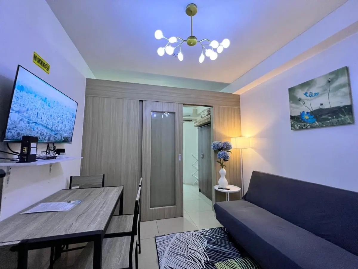 Image 5 of Studio Units at Shore Residences Condo MOA Complex near Airport