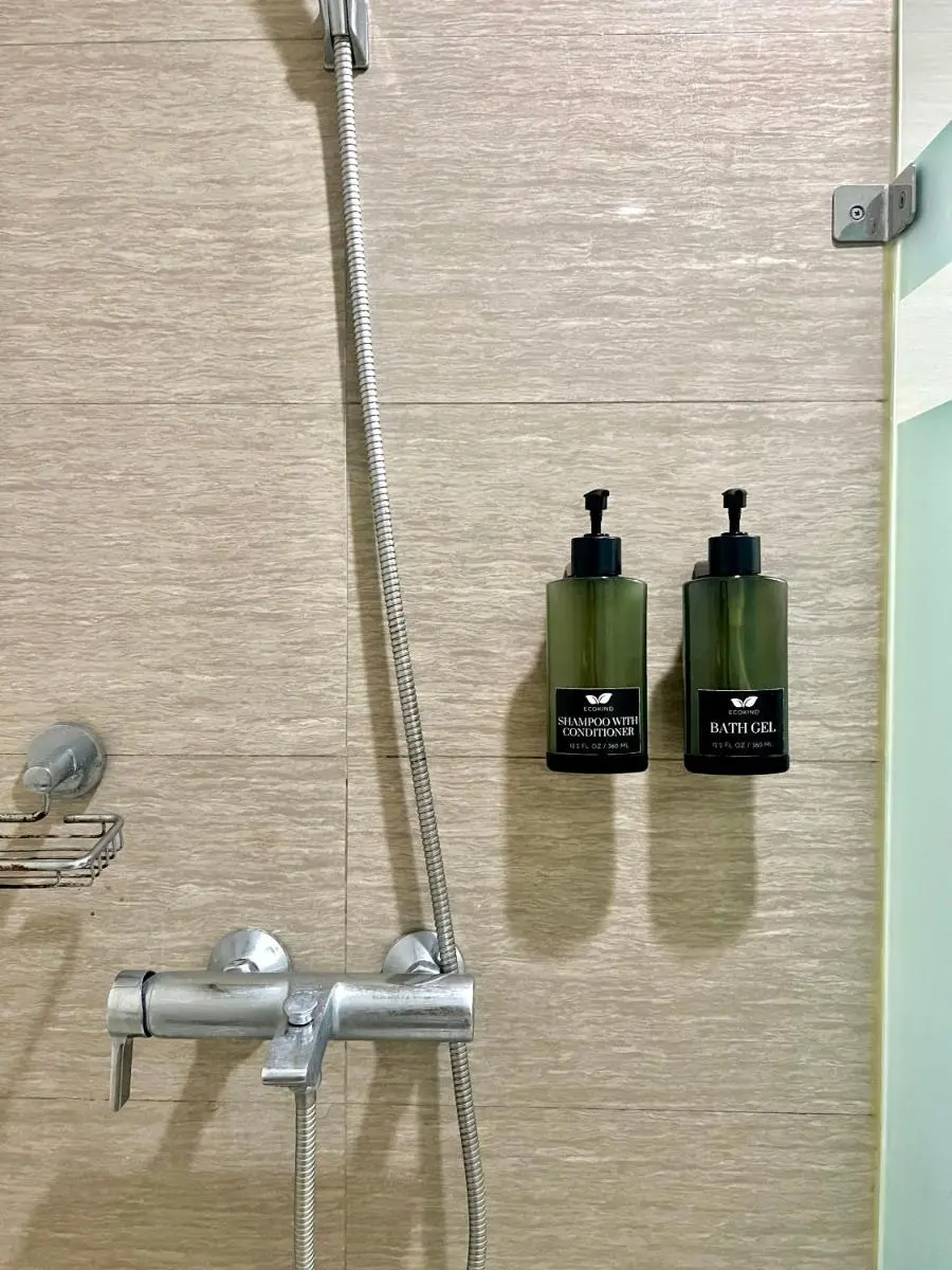 Image 3 of Studio in Eastwood City with Free Pool, Parking & Netflix