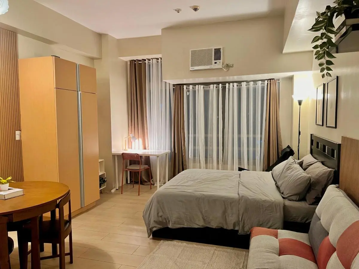 Image 5 of Studio in Eastwood City with Free Pool, Parking & Netflix