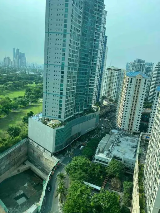 Image 6 of Stylish 1BR At Avant BGC