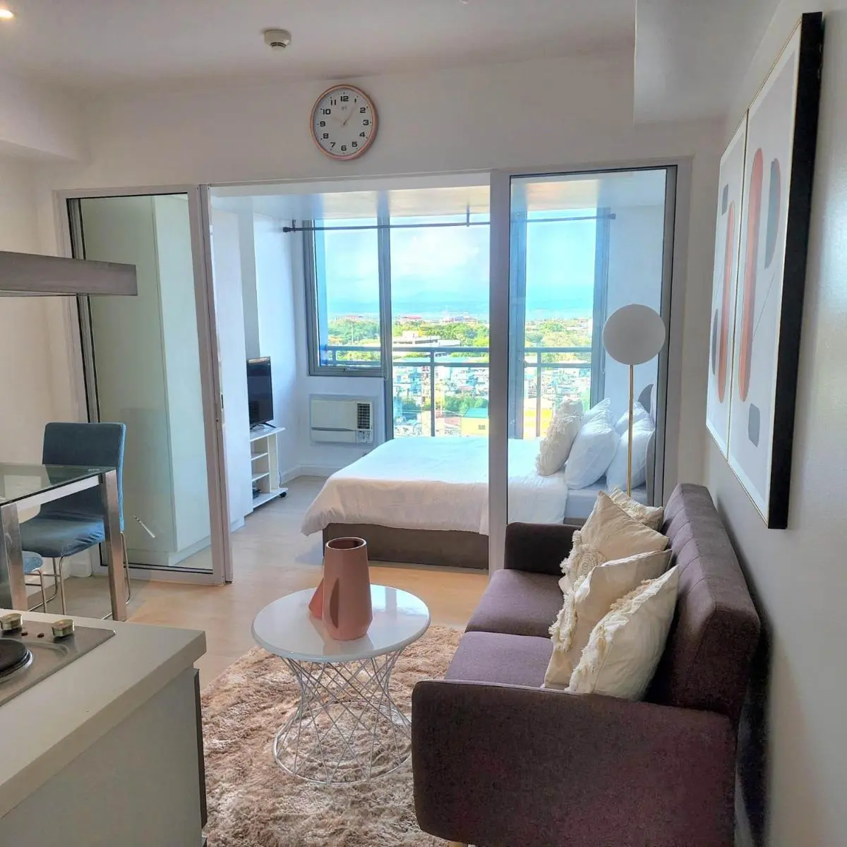 Image 5 of Suite M – 1 Bedroom Condo at Azure Residences