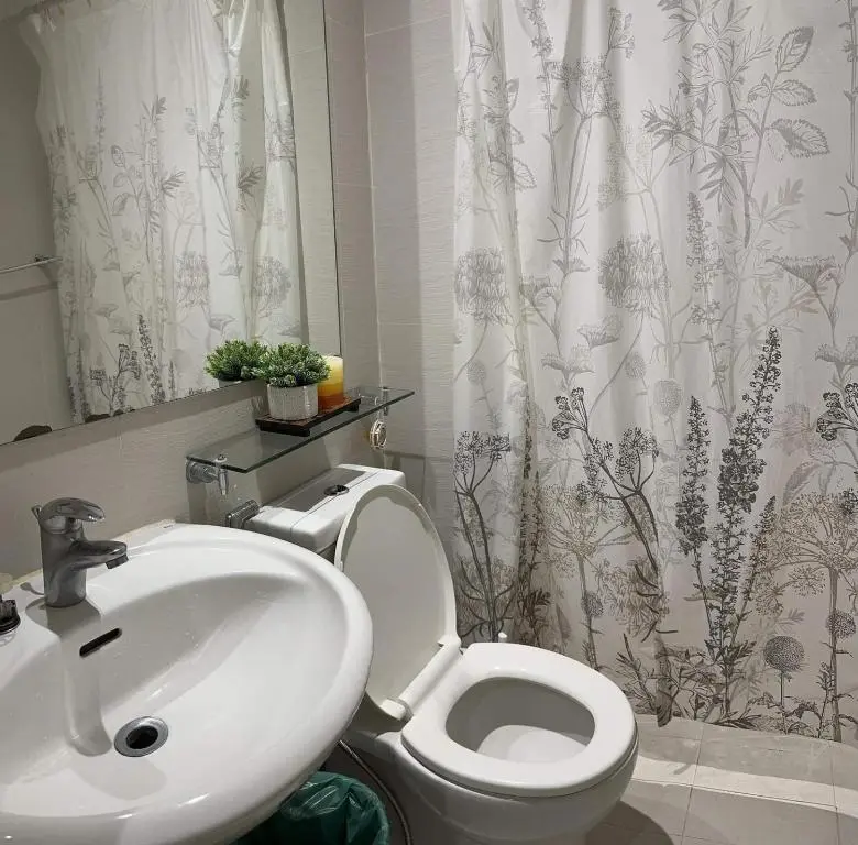 Image of Suite M – 1 Bedroom Condo at Azure Residences