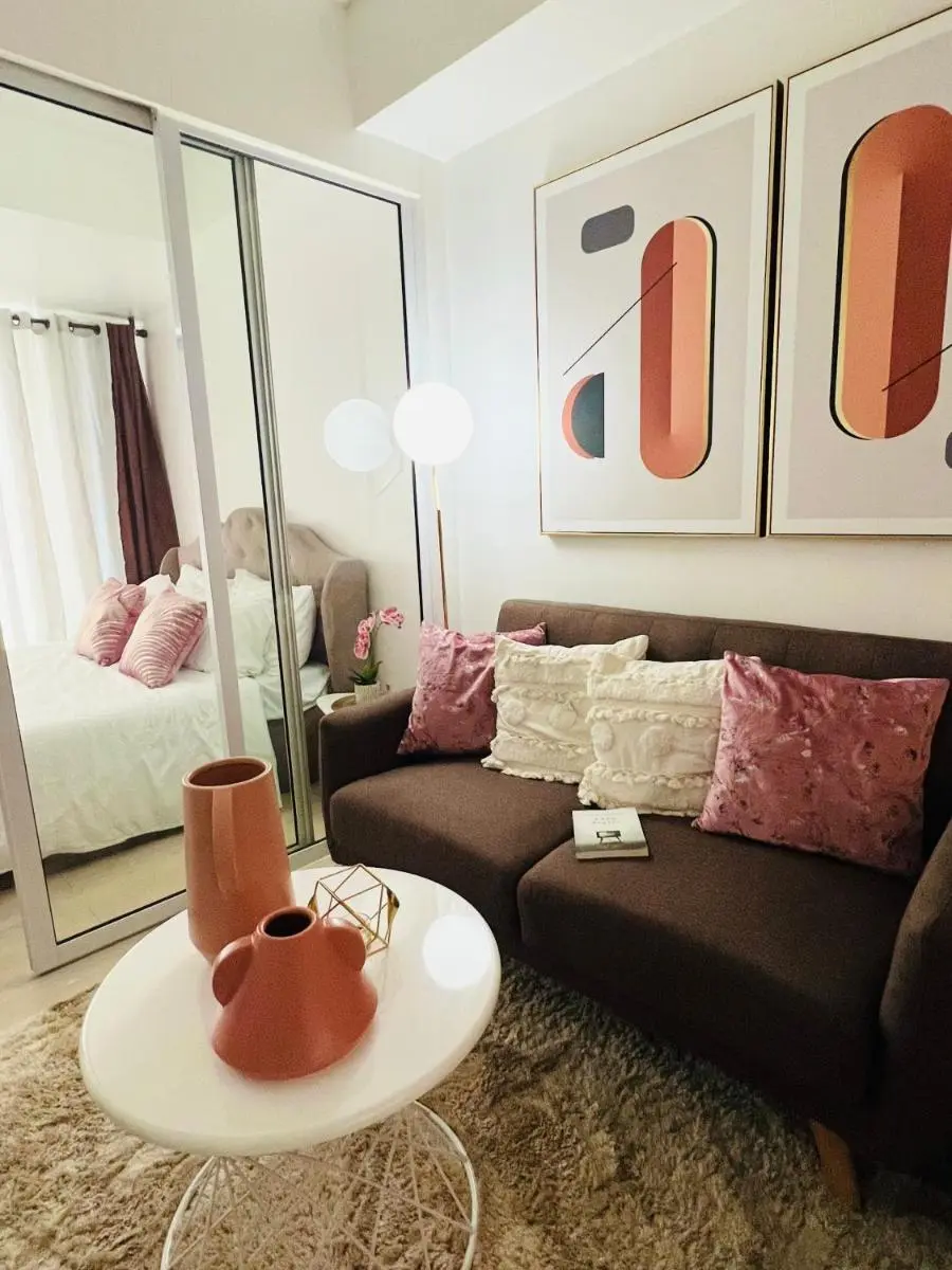 Image 3 of Suite M – 1 Bedroom Condo at Azure Residences