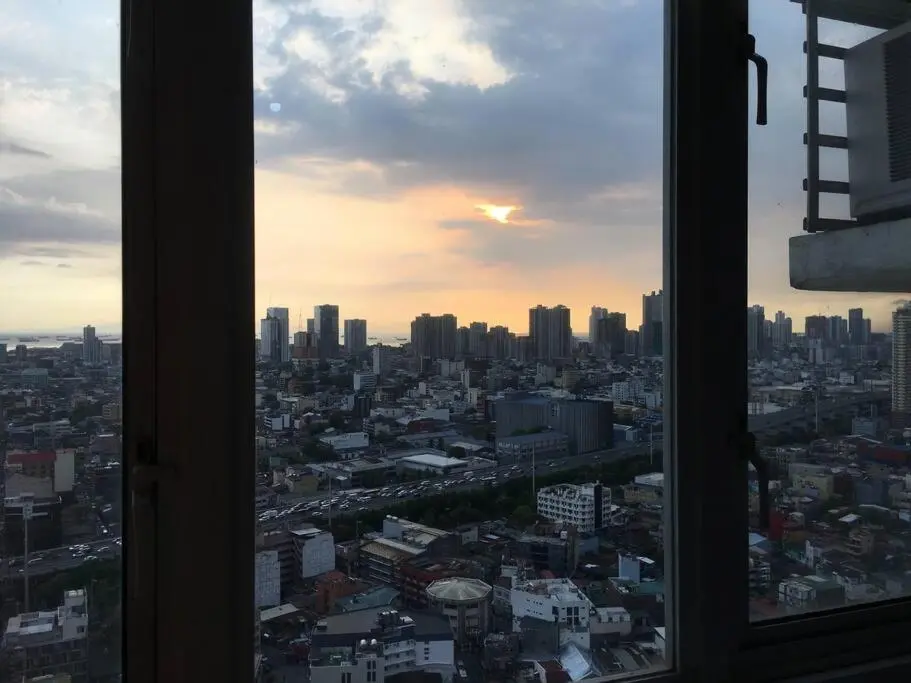 Image 5 of Sunset View2 Bahamas – The Beacon, Makati