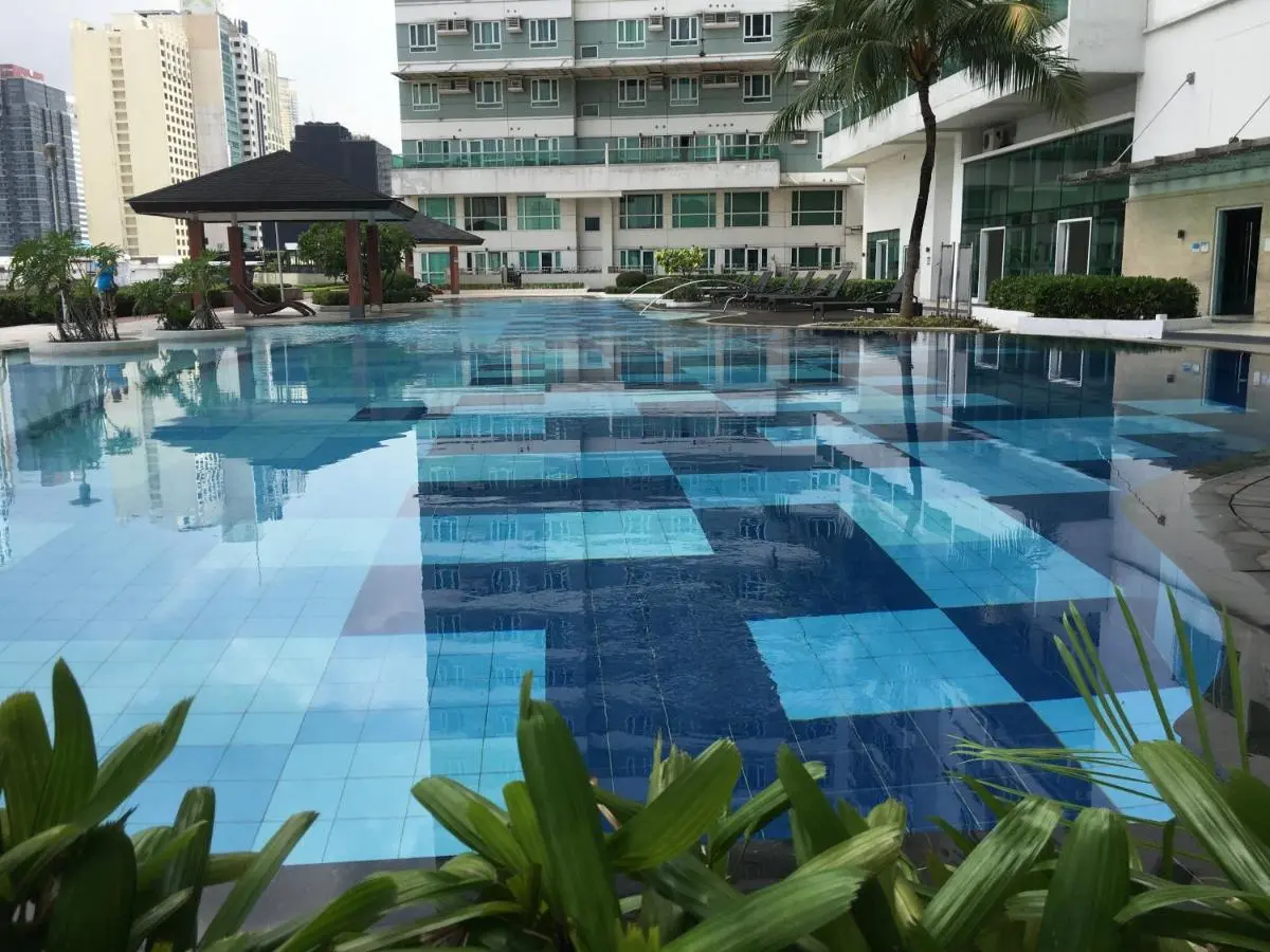 Image 2 of Sunset View2 Bahamas – The Beacon, Makati
