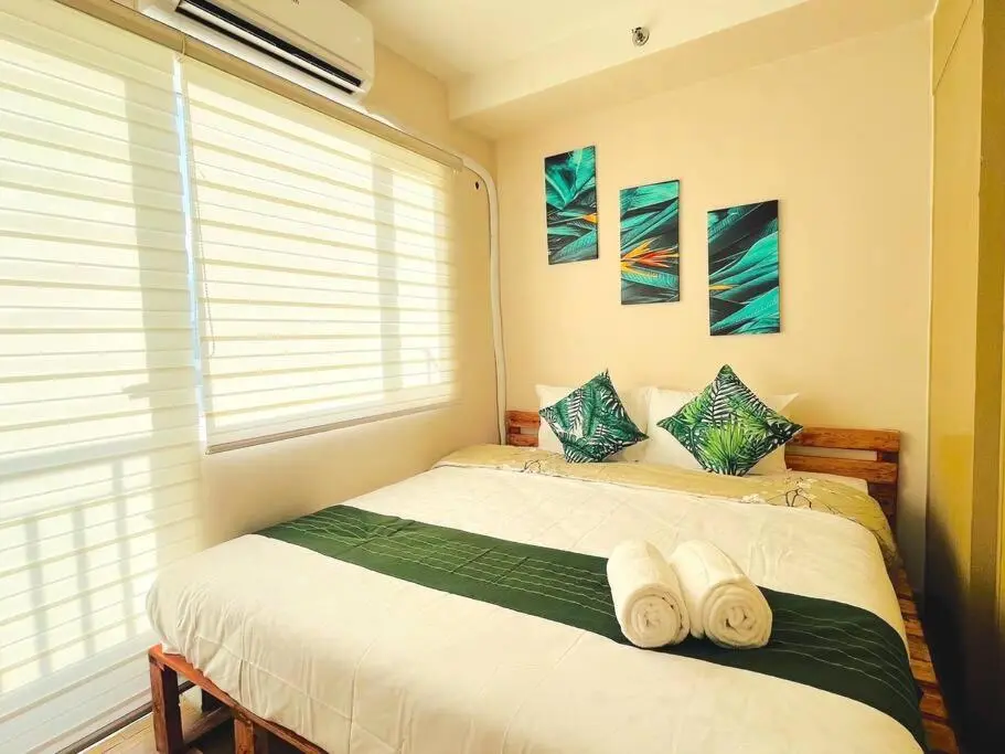 Image of Sunset View w/ King BednWI-FI at Grace Res, Taguig