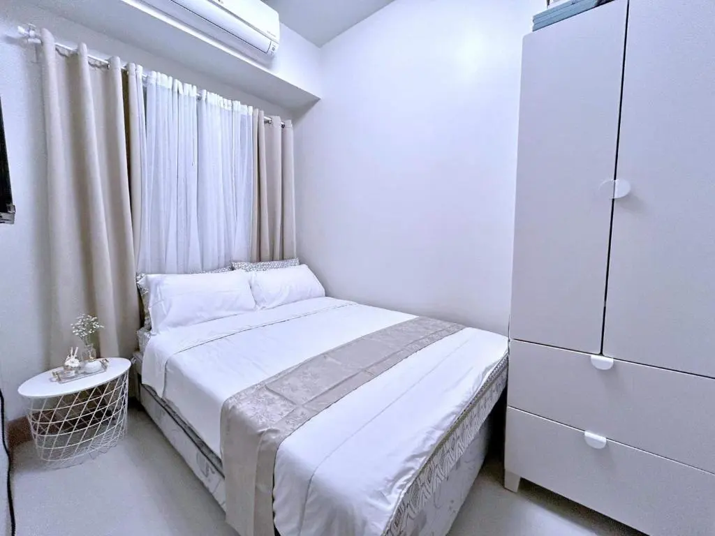 Image of The 3rd Staycation Near MOA, Airport, with FREE WIFI, Netflix