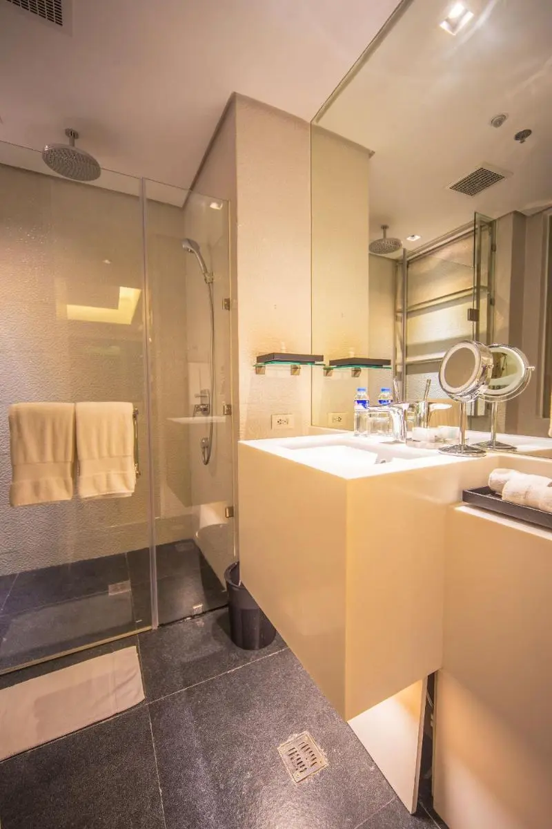 Image 3 of The Alpha Suites