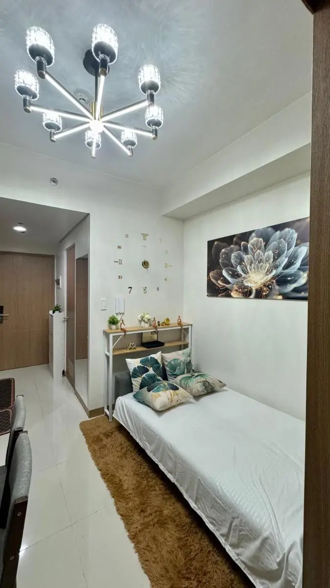 Image 3 of The GoodVibes Condotel Red Residences Makati